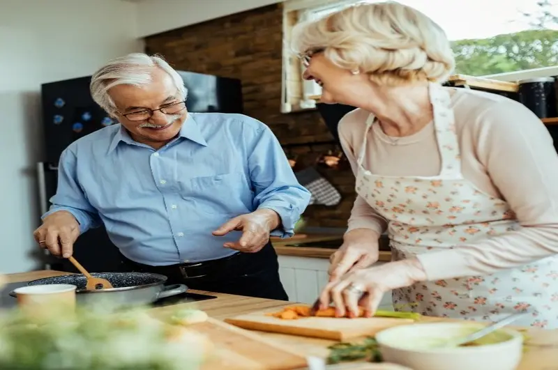 WE ALL AGE – HERE’S HOW TO AGE IN A HEALTHY WAY