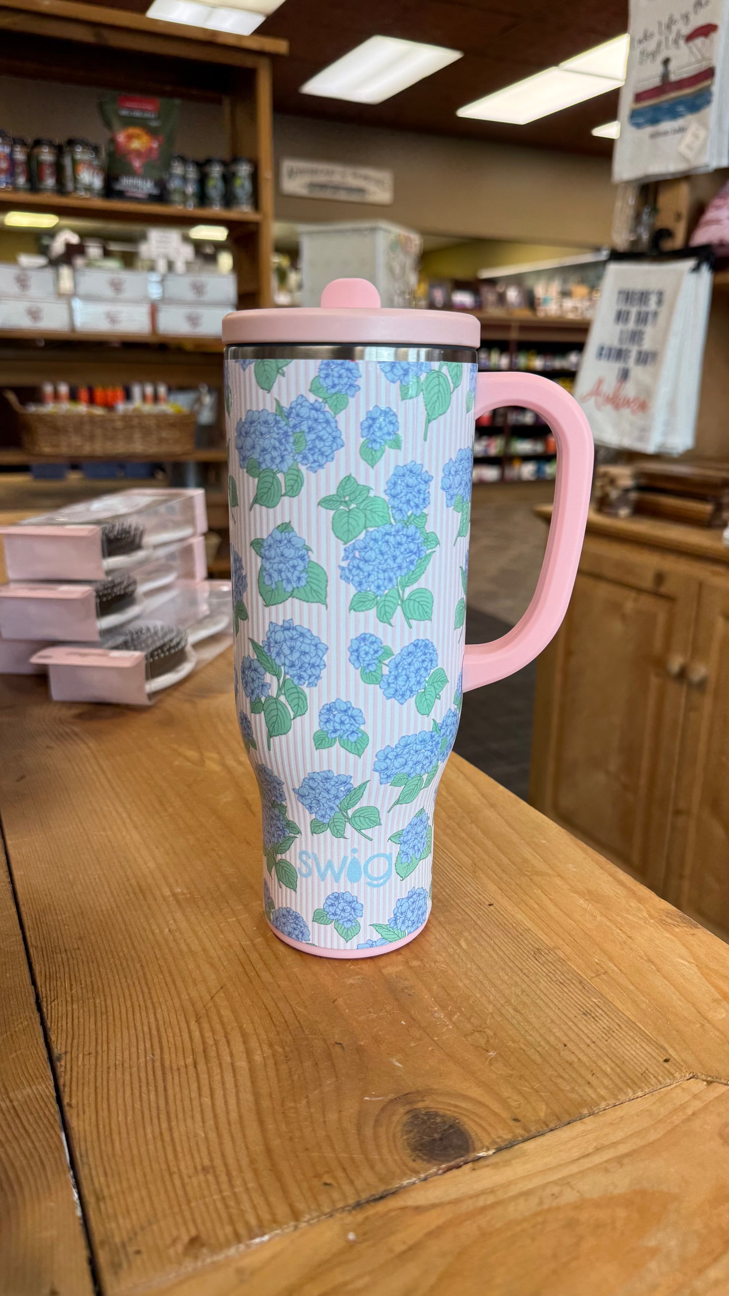 Swig Hydrangeas To-Go Tumbler 30oz